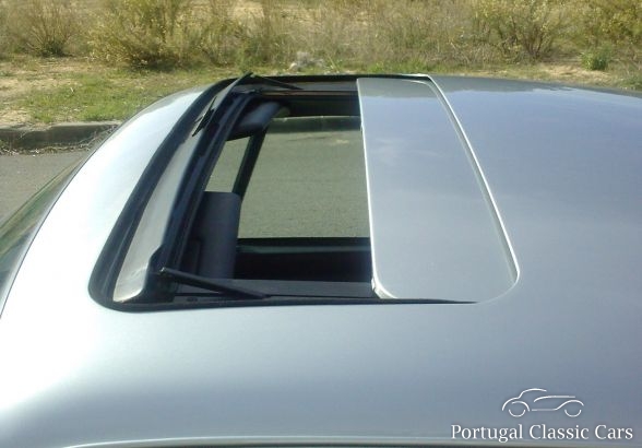 Porsche 911 (993)   Carrera 2