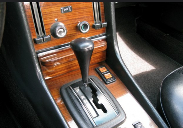 Mercedes-Benz 280SL W107