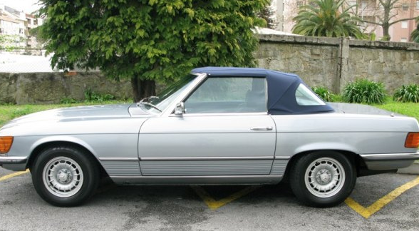 Mercedes-Benz 280SL W107