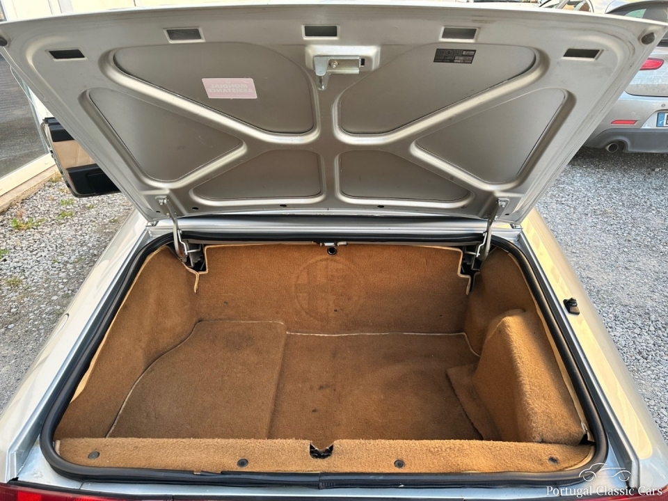 Alfa Romeo Spider 2.0