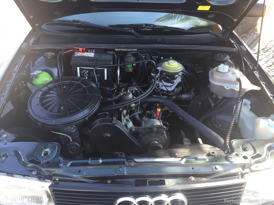 Audi 80 ( 30 years Classic Car )