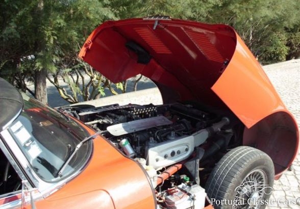 Jaguar E-Type V12 Convertible