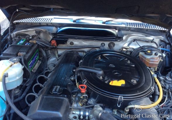 Mercedes Benz 300SL W 107