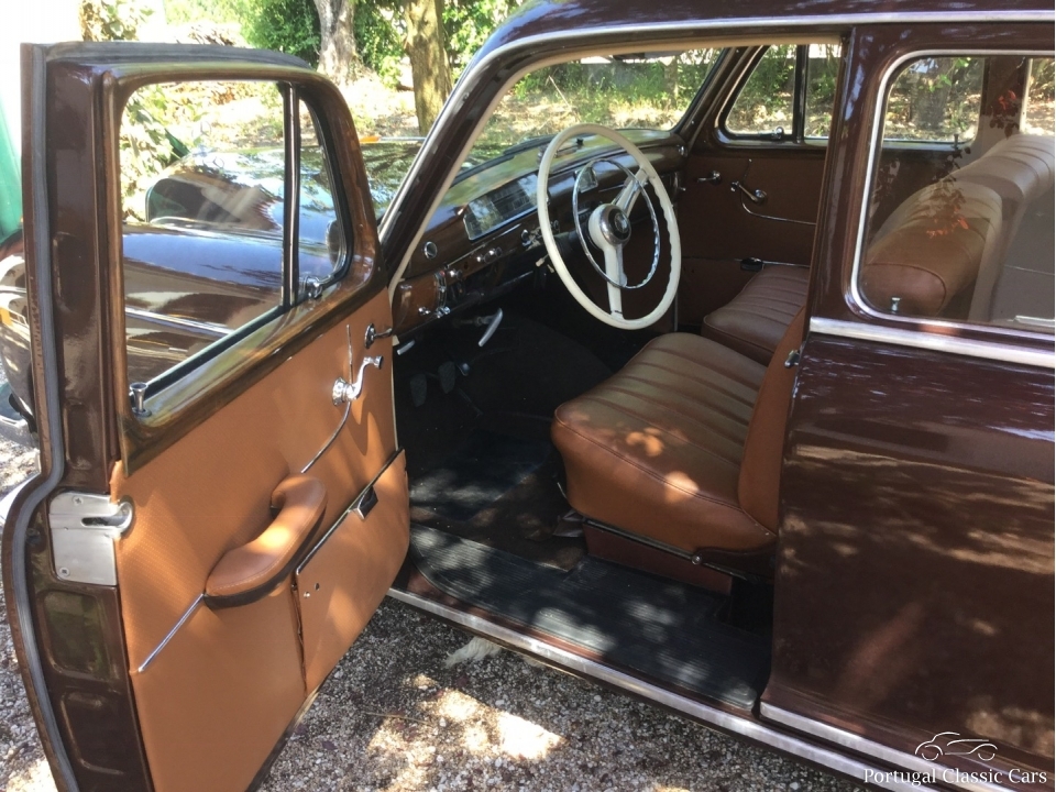 Mercedes Benz Ponton 220S