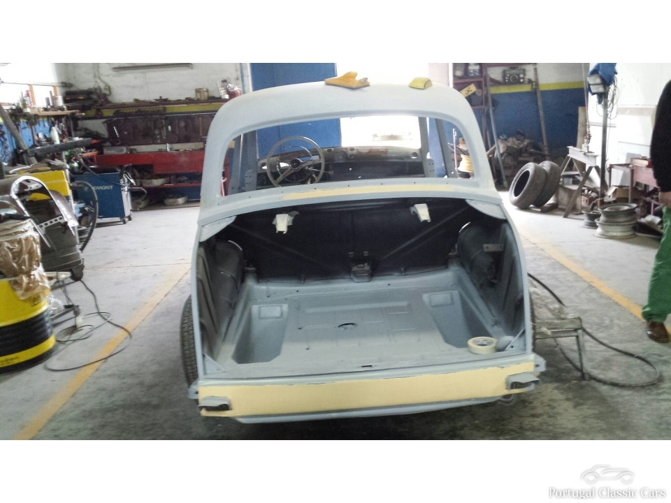 Mercedes Benz Ponton 220S