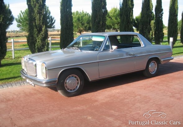 Mercedes - Benz  250 CE 