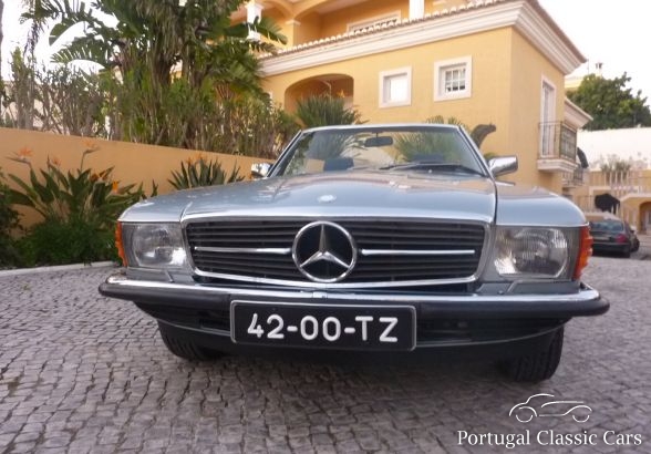 Mercedes-Benz 380 SL W107
