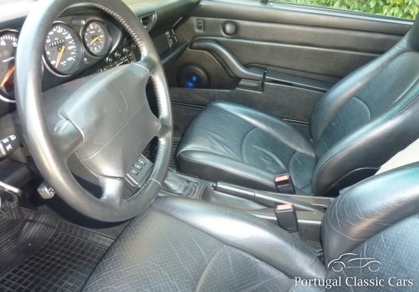 Porsche 911 (993)   Carrera 2