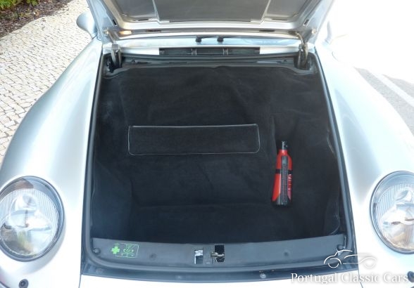 Porsche 911 (993)   Carrera 2