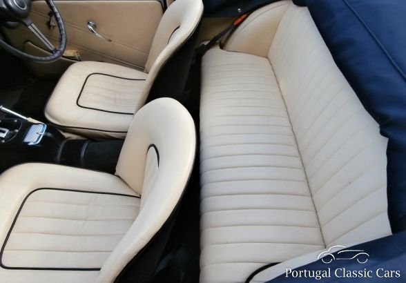 Daimler Dart SP 250 V8