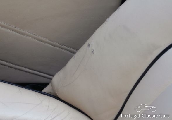 Daimler Dart SP 250 V8