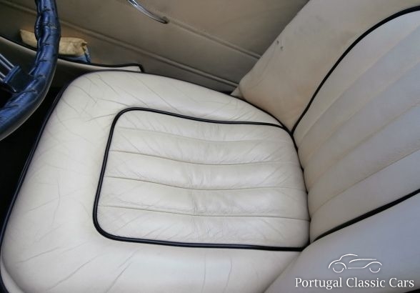 Daimler Dart SP 250 V8