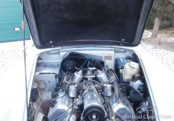 Daimler Dart SP 250 V8