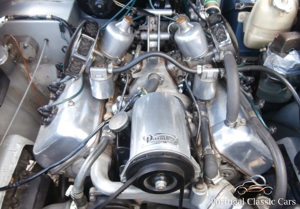 Daimler Dart SP 250 V8