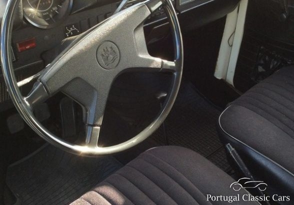 VW Beetle (Kaefer) 1303 LS Cabrio