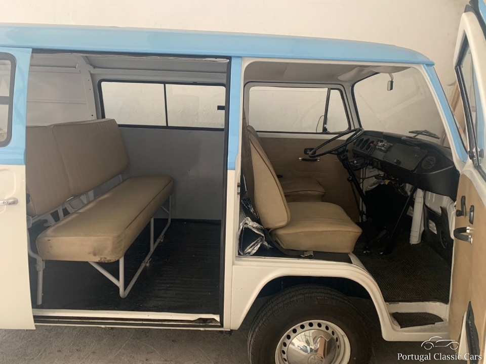 VW Kombi Bus T2
