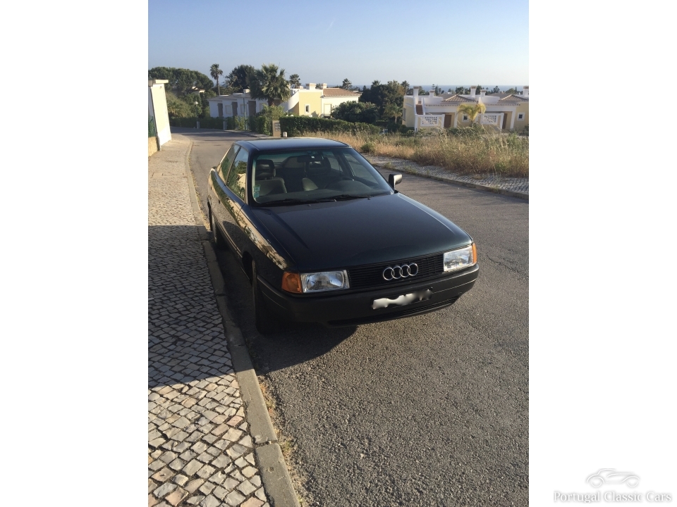 Audi 80 ( 30 years Classic Car )