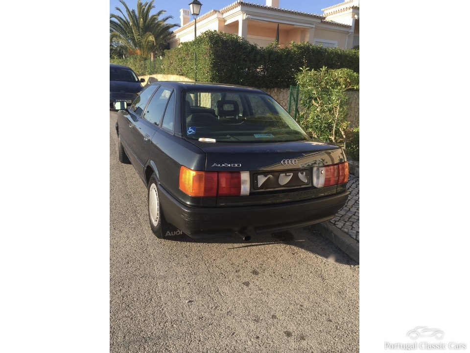 Audi 80 ( 30 years Classic Car )