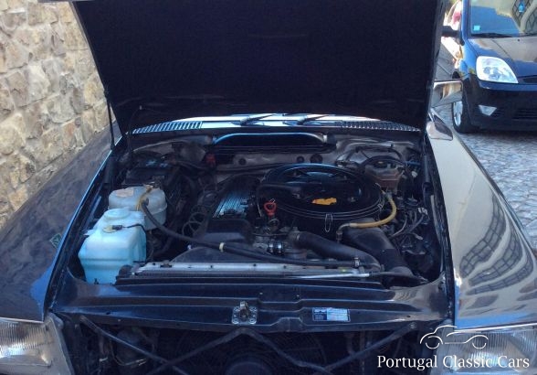 Mercedes Benz 300SL W 107